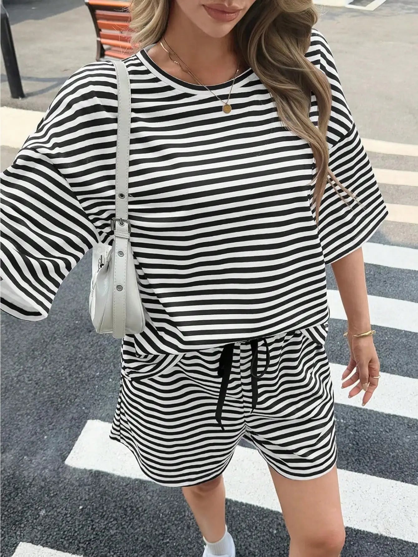 Fisoew Striped Athleisure Two Piece Set Women Lounge Wear