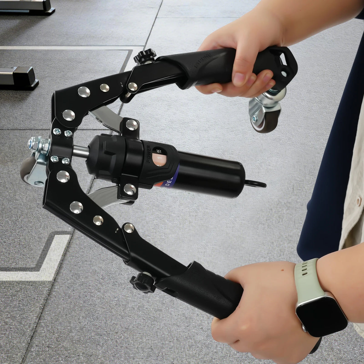 Hydraulic Power Twister Arm Blaster For Forearm And Biceps Training